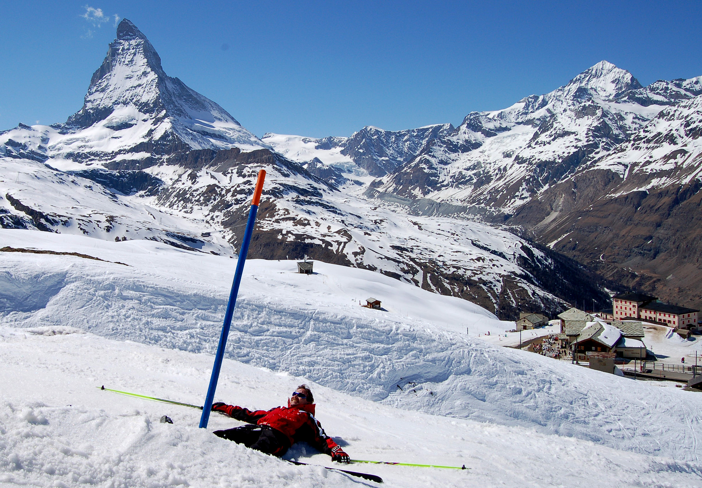 preiswerte unterkunft zermatt nah